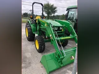 2022 John Deere 4052R