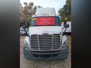 2018 FREIGHTLINER/MERCEDES CASCADIA 113