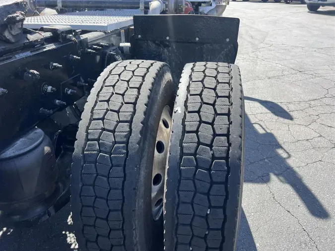 2020 Peterbilt 567