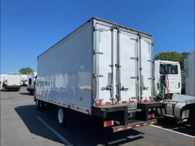 2019 ISUZU NQR