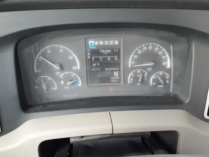 2019 FREIGHTLINER NEW CASCADIA 126