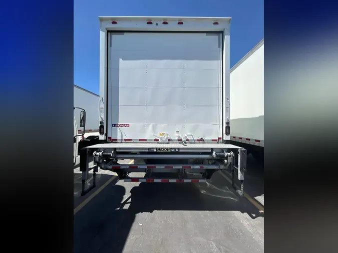2019 FREIGHTLINER M2 106