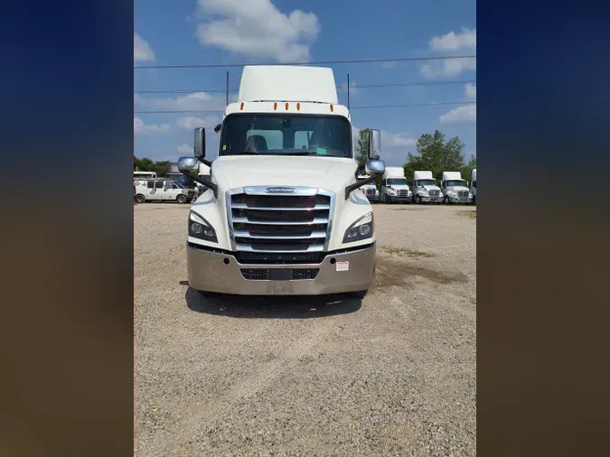 2020 FREIGHTLINER/MERCEDES NEW CASCADIA 126