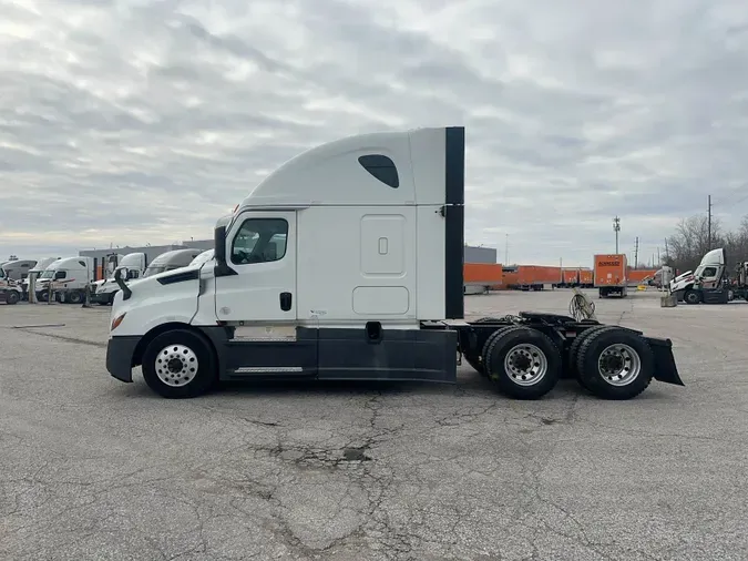 2020 Freightliner Cascadia