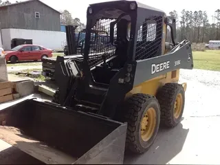 2015 John Deere 318E