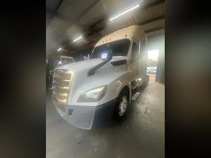 2019 FREIGHTLINER/MERCEDES NEW CASCADIA PX12664