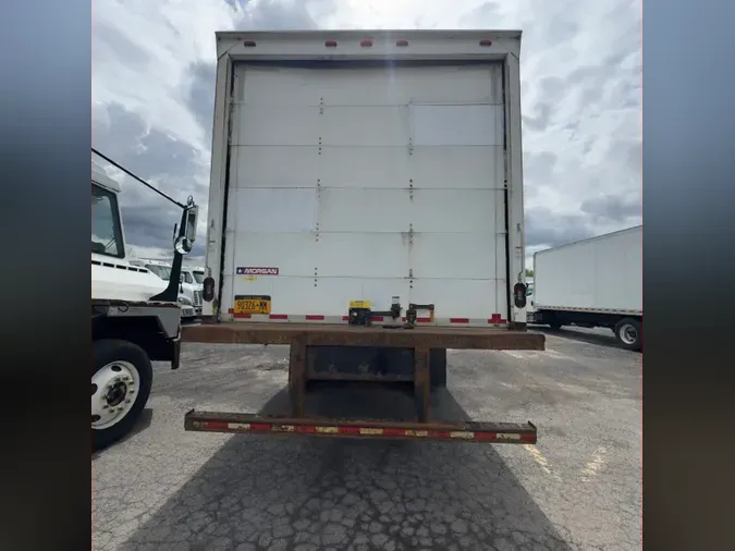 2020 FREIGHTLINER/MERCEDES M2 106