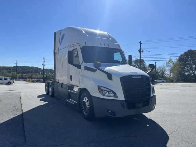 2023 Freightliner Cascadia