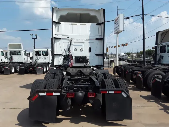 2018 NAVISTAR INTERNATIONAL LT625 SLPR CAB