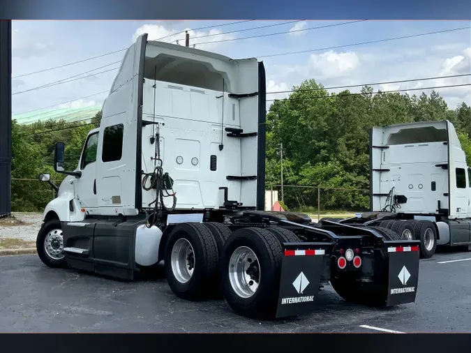 2022 INT LT625 6x4