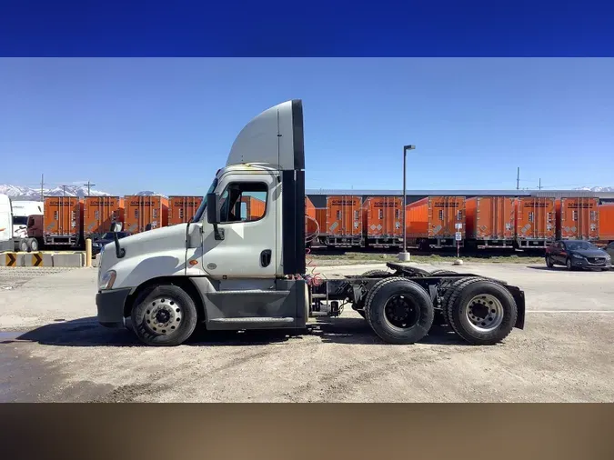 2019 Freightliner Cascadia 125