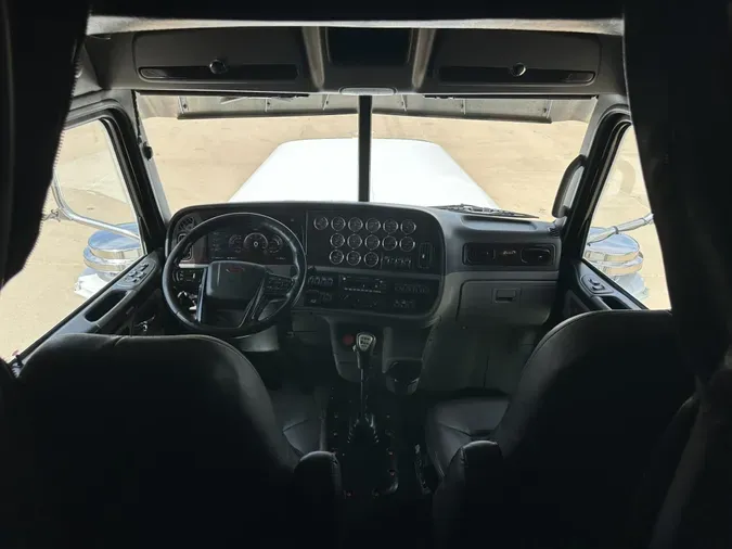 2023 Peterbilt 3899f883d3221e9427503391e0ebf91aa16