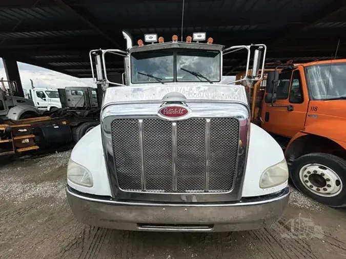 2008 PETERBILT 335