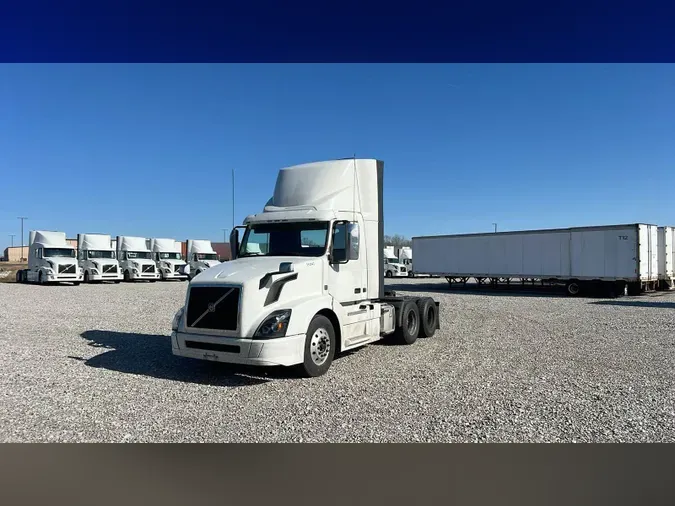 2018 Volvo VNL300