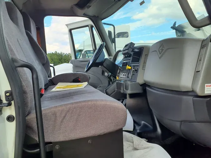 2017 NAVISTAR INTERNATIONAL 4300