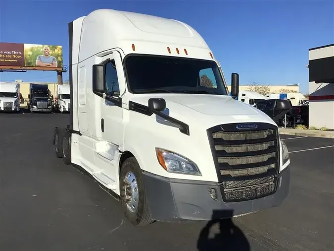 2022 FREIGHTLINER CASCADIA