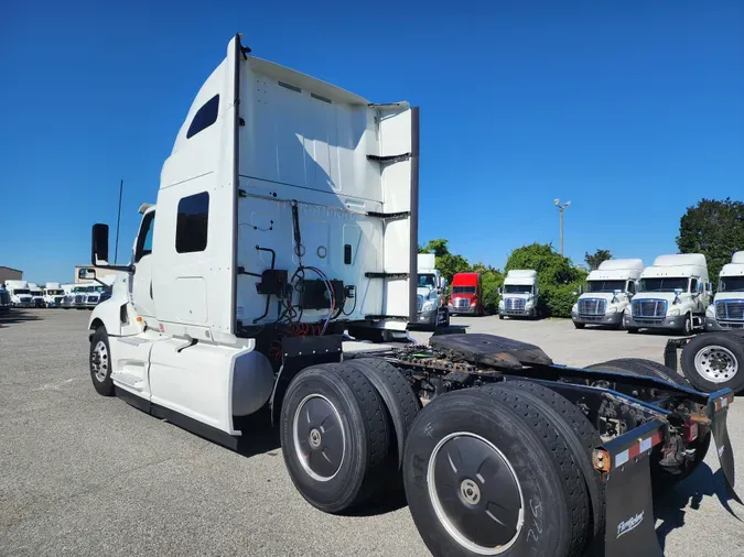 2019 NAVISTAR INTERNATIONAL LT625 SLPR CAB