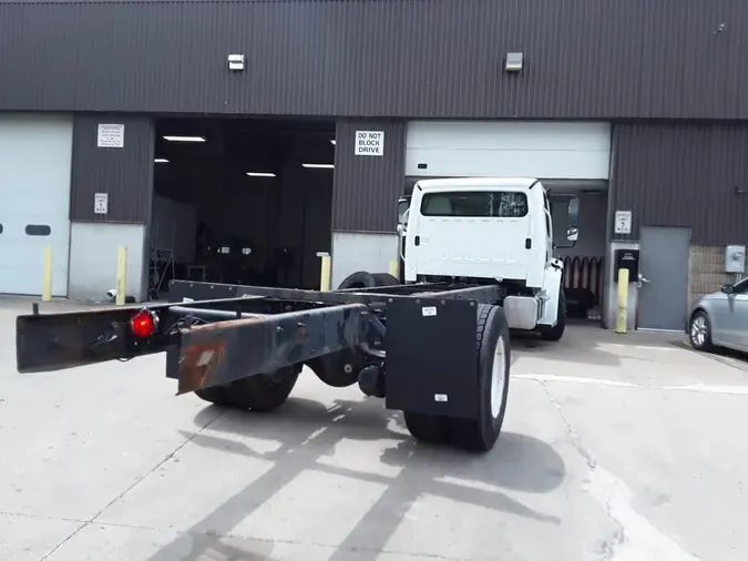 2020 FREIGHTLINER/MERCEDES M2 106