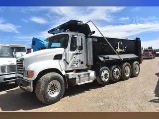 2007 MACK GRANITE CV713