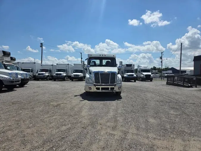 2020 FREIGHTLINER/MERCEDES CASCADIA 1259f96f7c03a124613c93ce6858cafa4ad