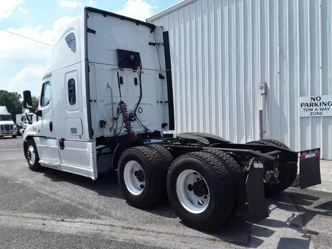 2019 FREIGHTLINER/MERCEDES CASCADIA 125