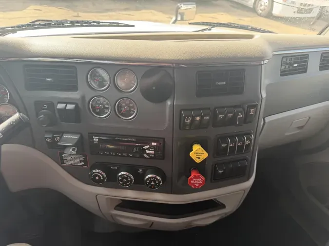 2020 Peterbilt 5799f983be28f62445414f6dbbae38df551