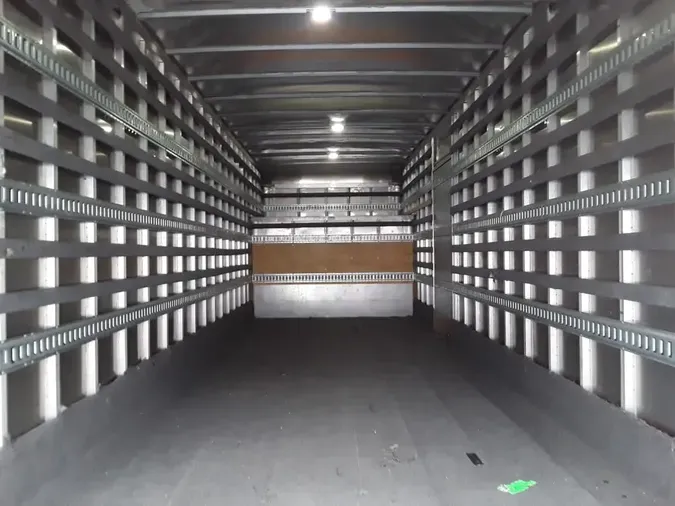 2018 FREIGHTLINER M2 106
