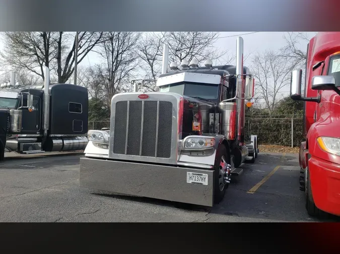 2024 Peterbilt 389