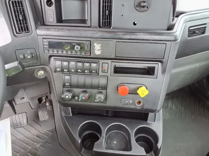 2020 NAVISTAR INTERNATIONAL RH613 DAYCAB S/A