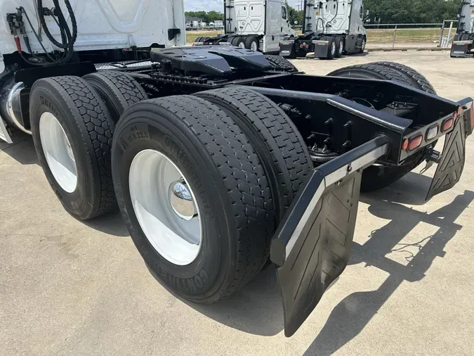 2020 Freightliner Cascadia