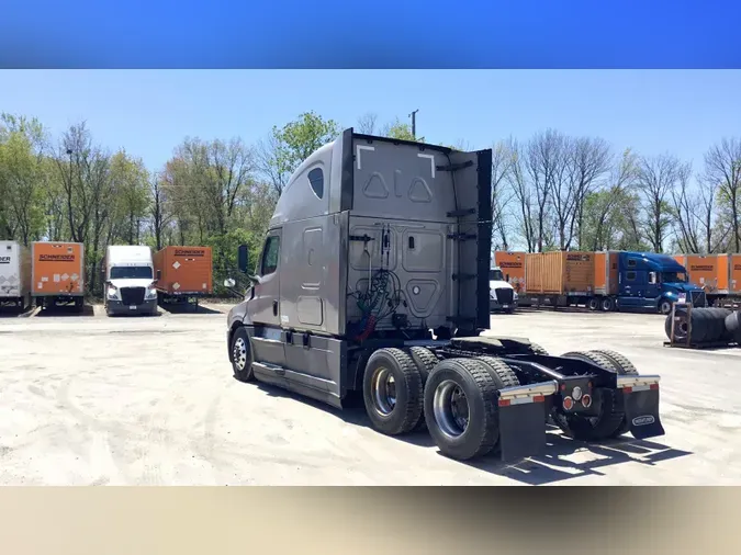 2021 Freightliner Cascadia
