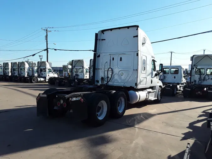 2019 FREIGHTLINER/MERCEDES CASCADIA 125