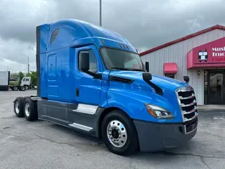 2020 Freightliner Cascadia 126