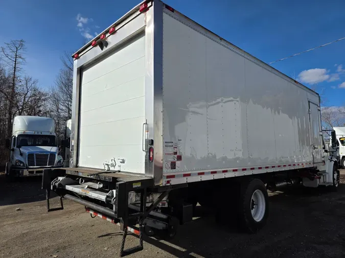 2017 FREIGHTLINER/MERCEDES M2 106