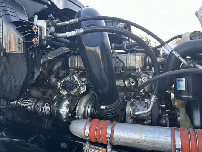 2023 Freightliner Cascadia9faa58516bab210e6aa189768babf5c7