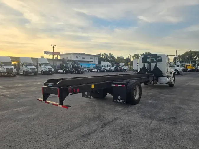 2019 NAVISTAR INTERNATIONAL 4300