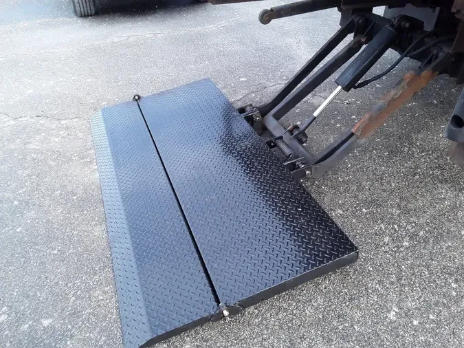 2018 ISUZU NPR/N519facd92538062f6fd60596fb5c8ac275