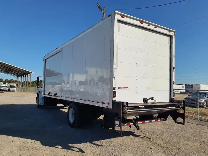 2017 FREIGHTLINER/MERCEDES M2 106