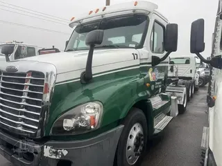 2013 FREIGHTLINER CASCADIA 125