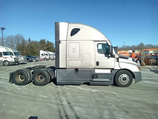 2021 Freightliner Cascadia