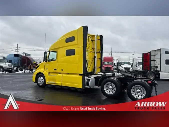 2021 VOLVO VNL64T760