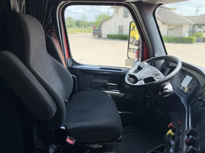 2023 Freightliner Cascadia9fb78f9ae0e1658bd441b1ba72223004