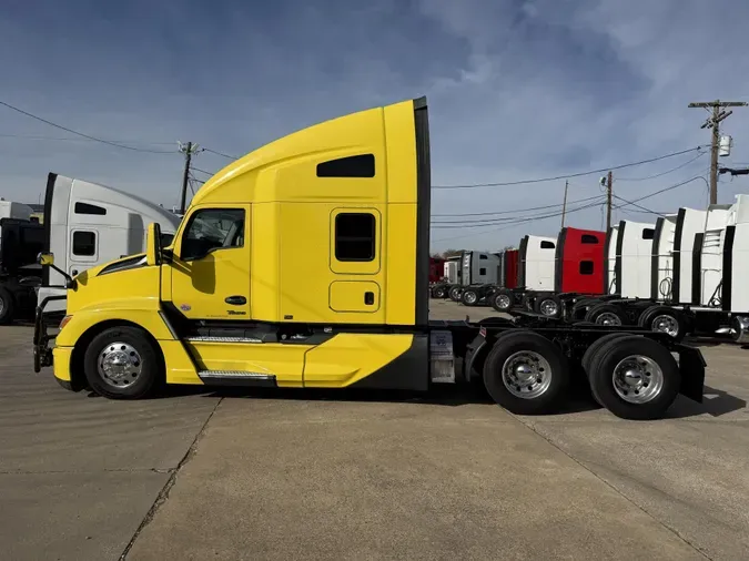 2024 Kenworth T680