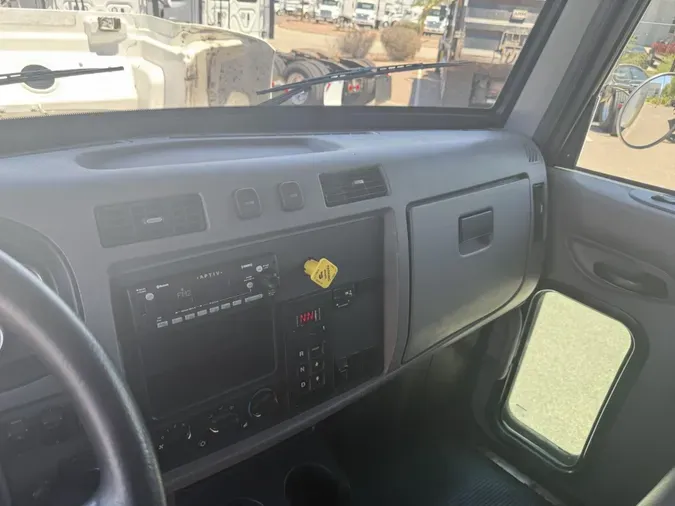 2020 Peterbilt 337