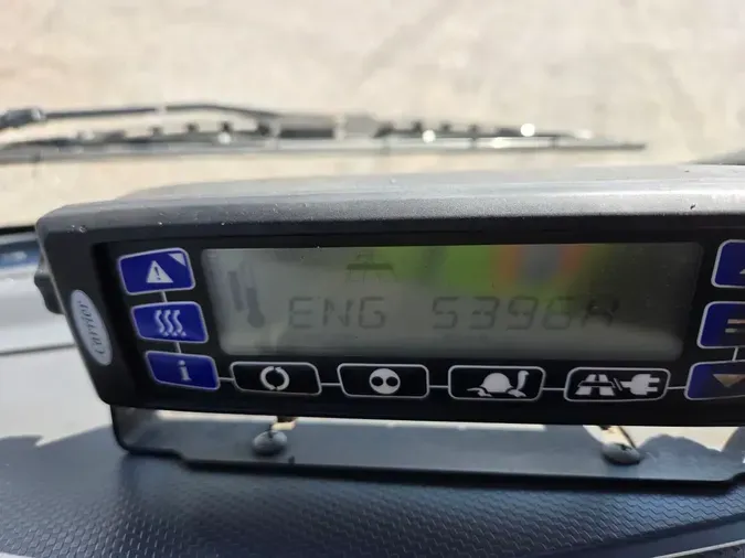 2018 ISUZU NPR9fba8121133ce936bf92ebdcb768ac87