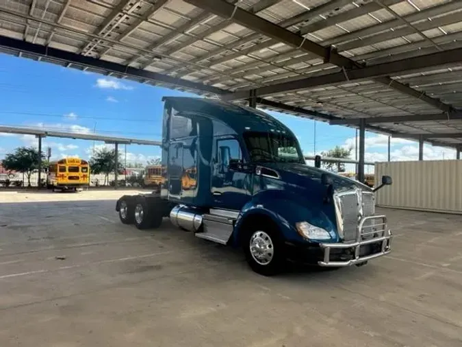 2022 Kenworth T680