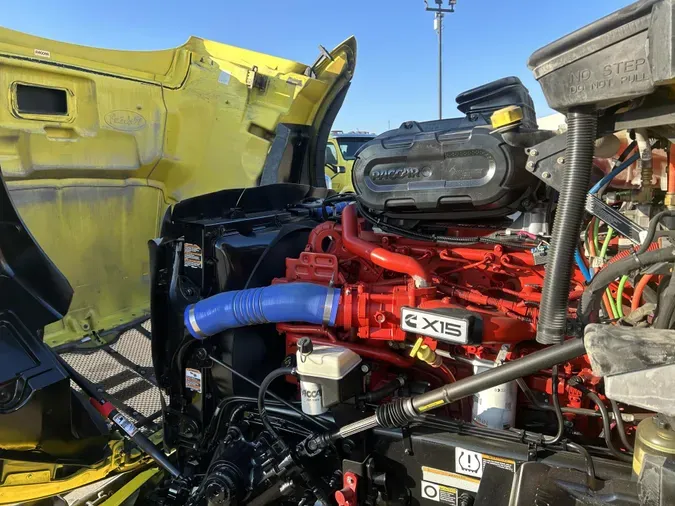 2024 Peterbilt 579