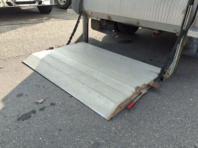 2017 FORD MOTOR COMPANY F350