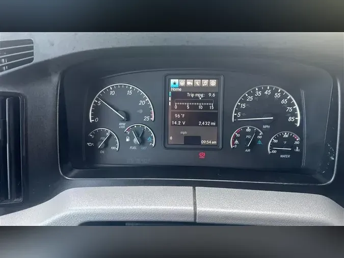 2021 FREIGHTLINER CA126