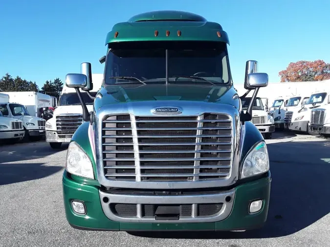 2020 FREIGHTLINER/MERCEDES CASCADIA 1259fcae7b719e794e63a2763851613e4ff